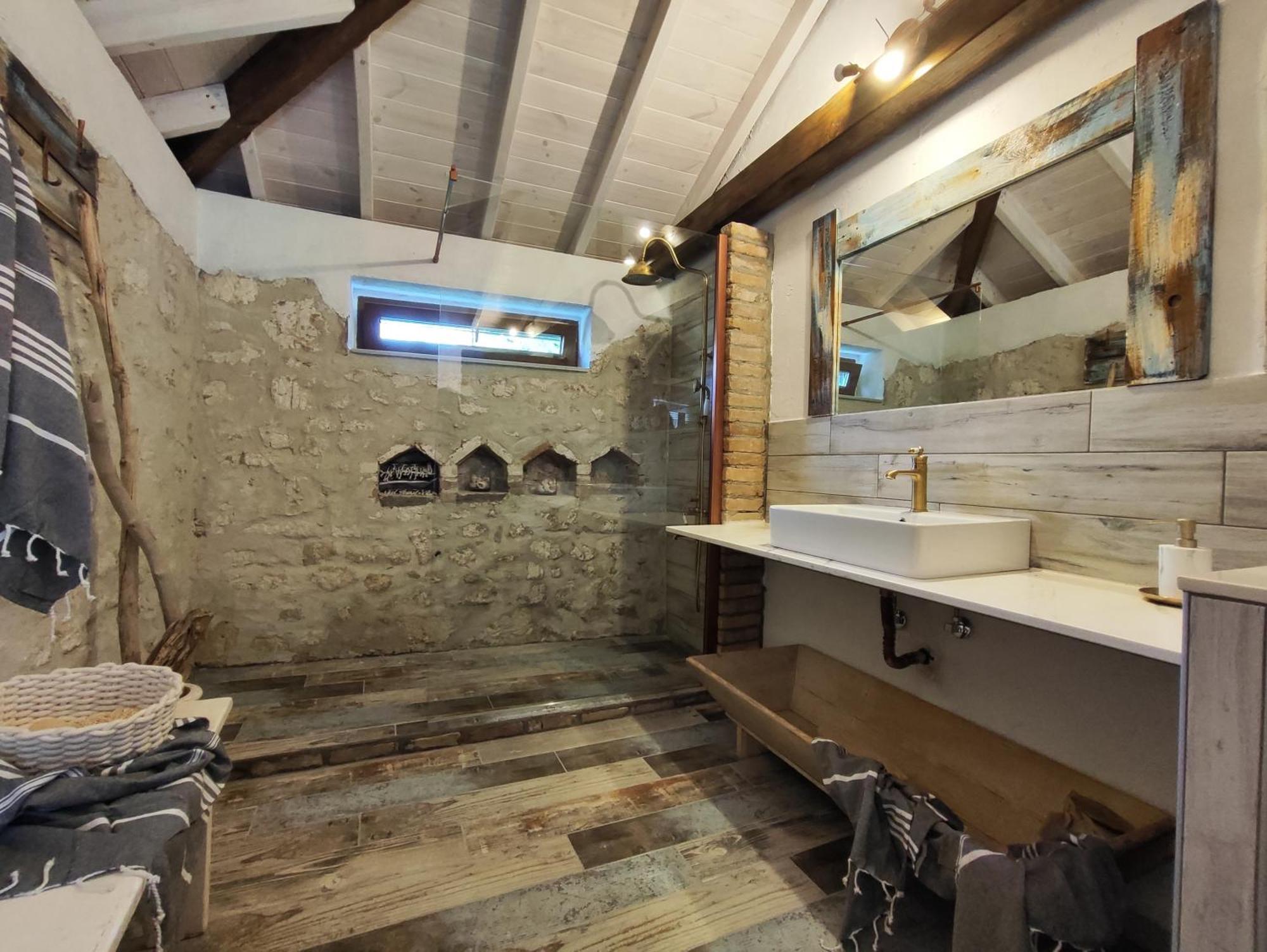 Habezeiko - The Vintage House